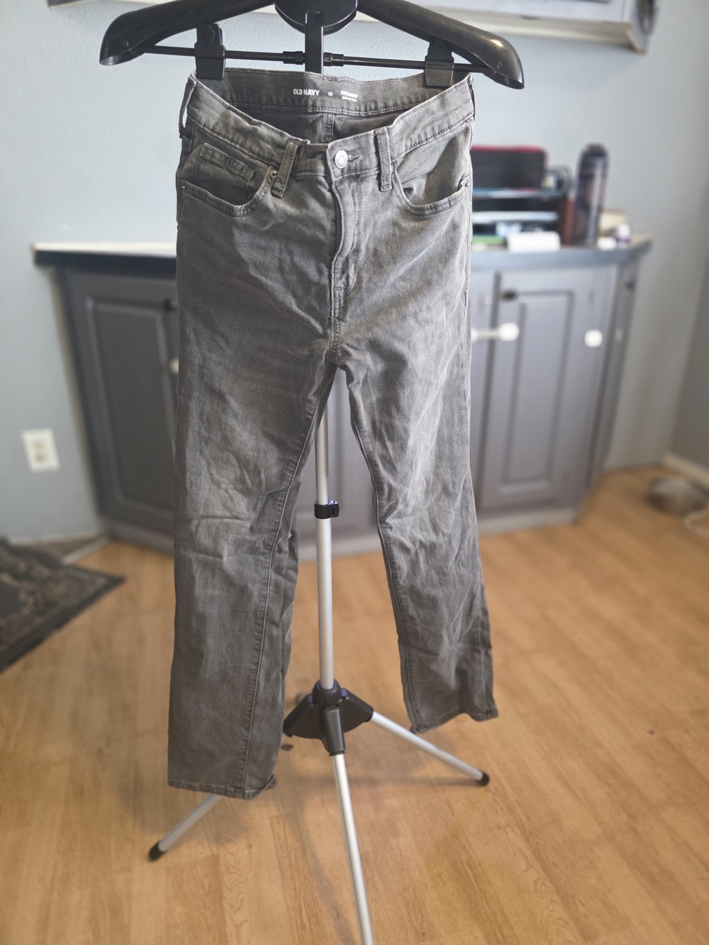 Old Navy Kids Straight Leg Jeans - Gray - Picture 2 of 4